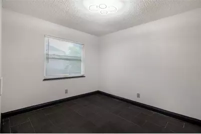 7917 Lakeshore Drive, Tampa, FL 33604 - Photo 14