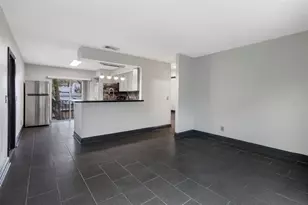 7917 Lakeshore Dr, Tampa, FL 33604 - Photo 6