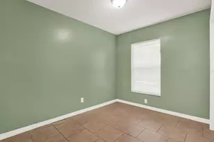 3607 N 54th St, Tampa, FL 33619 - Photo 14