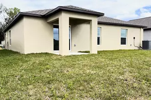2318 Allium Roseum Ln, Plant City, FL 33565 - Photo 30