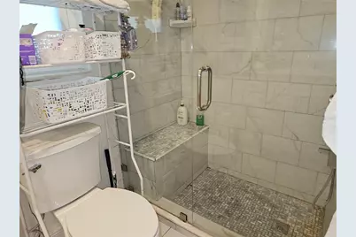 5230 Venetian Boulevard NE, Saint Petersburg, FL 33703 - Photo 16