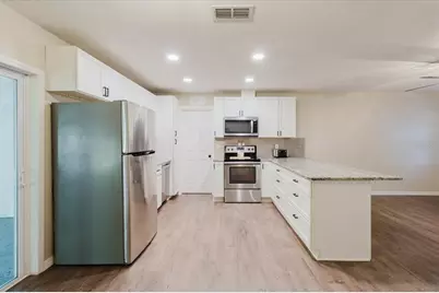 8568 95th Terrace, Seminole, FL 33777 - Photo 8