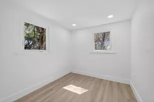 8940 Wicker Ln, New Port Richey, FL 34654 - Photo 38