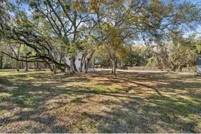 8940 Wicker Lane, New Port Richey, FL 34654 - Photo 54