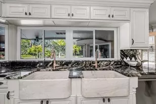 2390 Kent Pl, Clearwater, FL 33764 - Photo 24