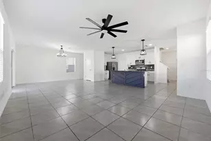 5608 Wandering Willow Dr, Wesley Chapel, FL 33545 - Photo 6