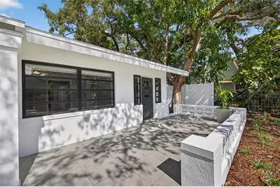 181 20th Avenue N, Saint Petersburg, FL 33704 - Photo 4