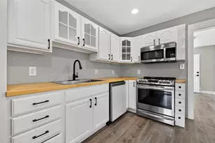 181 20th Ave N, Saint Petersburg, FL 33704 - Photo 12