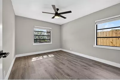 181 20th Avenue N, Saint Petersburg, FL 33704 - Photo 20