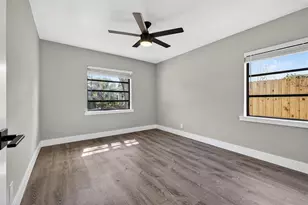 181 20th Ave N, Saint Petersburg, FL 33704 - Photo 20