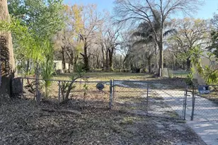 7207 Rhode Island Dr, Tampa, FL 33619 - Photo 1