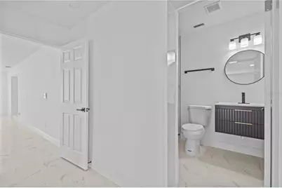 6001 Tampa Shores Boulevard, Tampa, FL 33615 - Photo 10