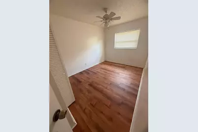 4913 E Liberty Street, Tampa, FL 33617 - Photo 8