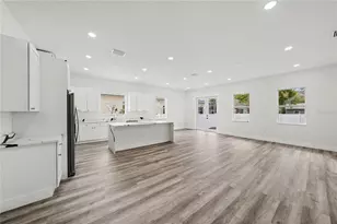 5240 66th Way N, Saint Petersburg, FL 33709 - Photo 10