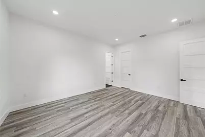 5240 66th Way N, Saint Petersburg, FL 33709 - Photo 26