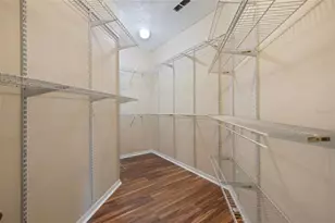 18756 Wimbledon Cir, Lutz, FL 33558 - Photo 24