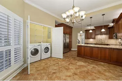 18756 Wimbledon Circle, Lutz, FL 33558 - Photo 32