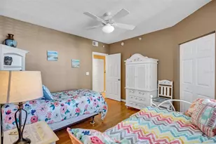 6475 Shoreline Dr, Saint Petersburg, FL 33708 - Photo 18