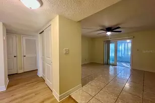 8490 13th St N, Saint Petersburg, FL 33702 - Photo 2