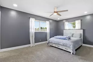 5188 Woodridge Ln, Spring Hill, FL 34609 - Photo 18