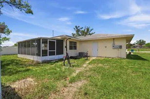 5188 Woodridge Ln, Spring Hill, FL 34609 - Photo 34