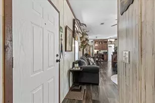 771 SW Choctaw Ave, Fort White, FL 32038 - Photo 14