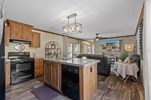 775 SW Choctaw Ave, Fort White, FL 32038 - Photo 30