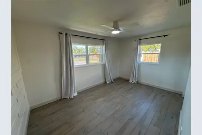 1500 Carson Circle NE, Saint Petersburg, FL 33703 - Photo 30