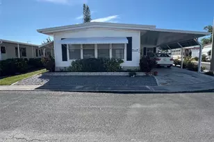 136 Royal Palm Cir, Largo, FL 33778 - Photo 2