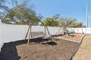 36710 Monahan Dr, Zephyrhills, FL 33541 - Photo 18