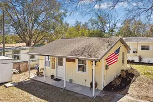 36710 Monahan Dr, Zephyrhills, FL 33541 - Photo 8