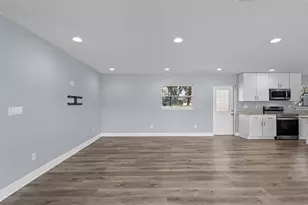 606 Bama Rd, Brandon, FL 33511 - Photo 4