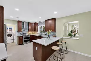 2264 St Charles Dr, Clearwater, FL 33764 - Photo 14