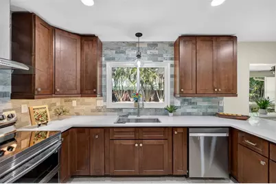 2264 St Charles Drive, Clearwater, FL 33764 - Photo 18