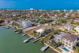 1217 Bayshore Blvd, Indian Rocks Beach, FL 33785 - Photo 44