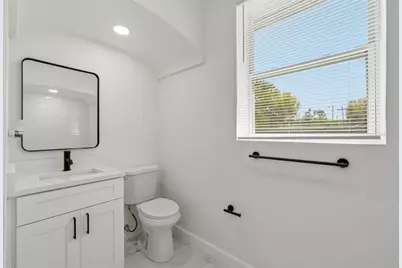 913 E Genesee Street, Tampa, FL 33603 - Photo 22