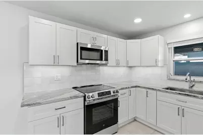 11130 3rd Street E, Treasure Island, FL 33706 - Photo 6