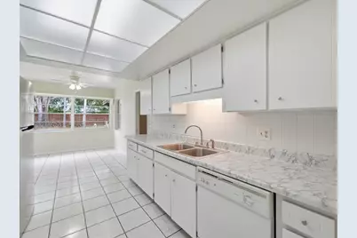 13317 Lake George Lane, Tampa, FL 33618 - Photo 14