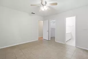 13317 Lake George Ln, Tampa, FL 33618 - Photo 24