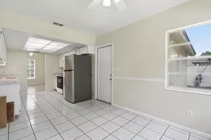 13317 Lake George Ln, Tampa, FL 33618 - Photo 20