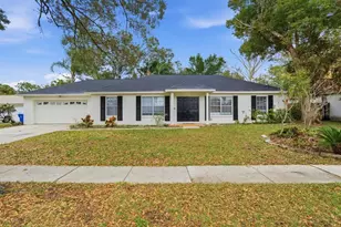 13317 Lake George Ln, Tampa, FL 33618 - Photo 1