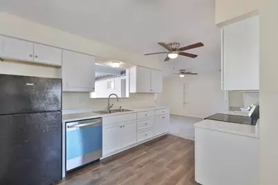 703 Bel Air Avenue, Sun City Center, FL 33573 - Photo 6