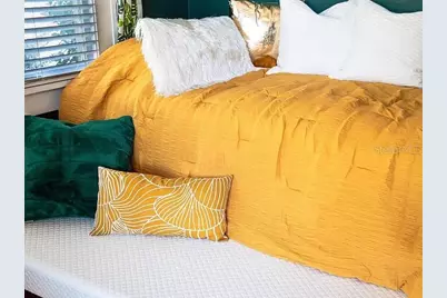 1013 22nd Avenue N, Saint Petersburg, FL 33704 - Photo 14