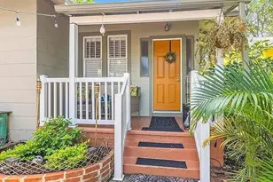 1013 22nd Ave N, Saint Petersburg, FL 33704 - Photo 1
