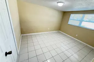 9800 Pocono St, Port Richey, FL 34668 - Photo 8