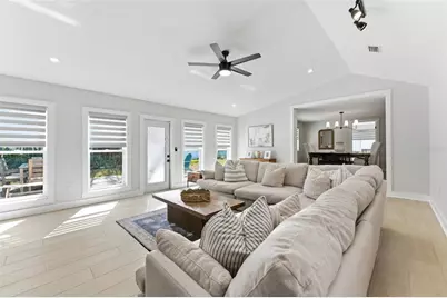 3910 W Paxton Avenue, Tampa, FL 33611 - Photo 20