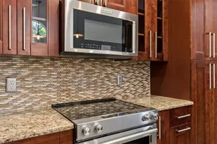 461 Briland St, Tarpon Springs, FL 34689 - Photo 22