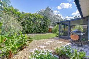 7107 Colonial Lake Dr, Riverview, FL 33578 - Photo 24