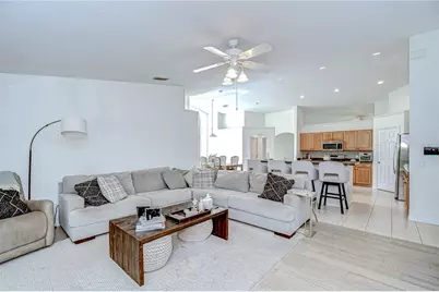 7107 Colonial Lake Dr, Riverview, FL 33578 - Photo 14