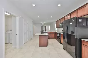 6263 Dutton Dr, Wesley Chapel, FL 33545 - Photo 10